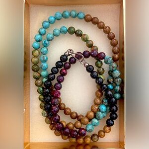 Multi color beaded necklace
